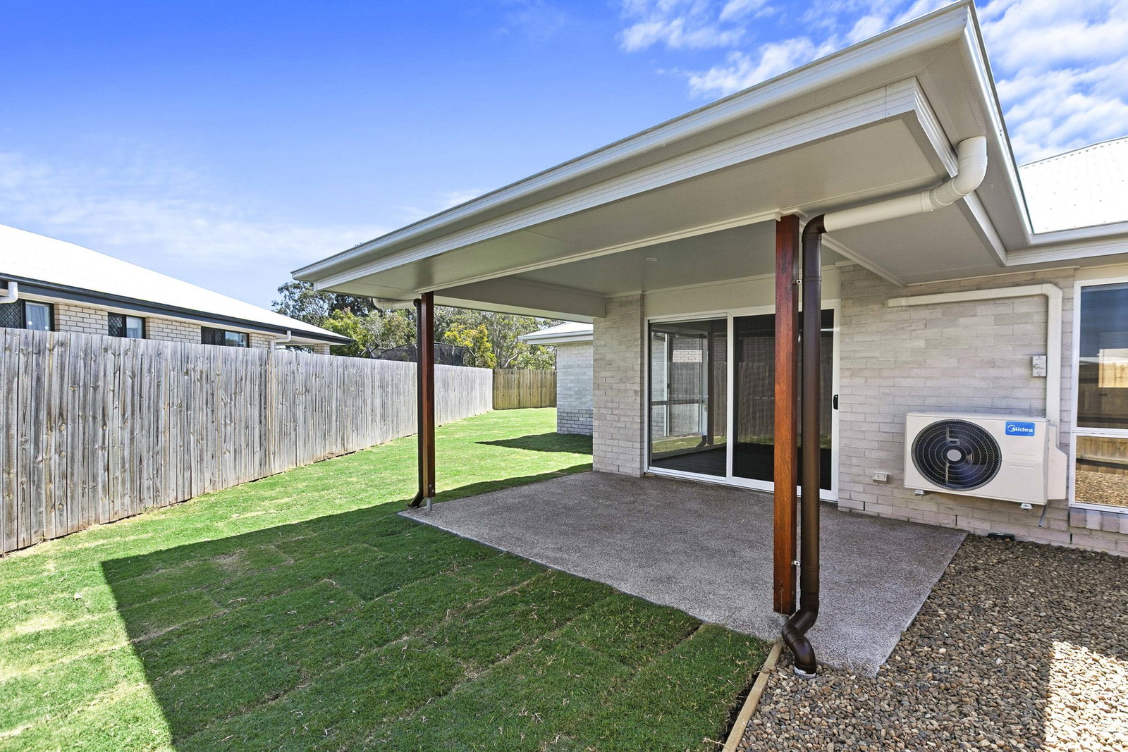2 Harmony Avenue, Urraween  QLD  4655