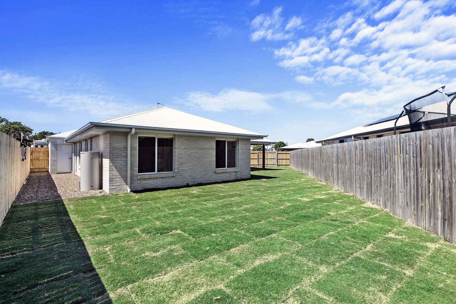 2 Harmony Avenue, Urraween  QLD  4655