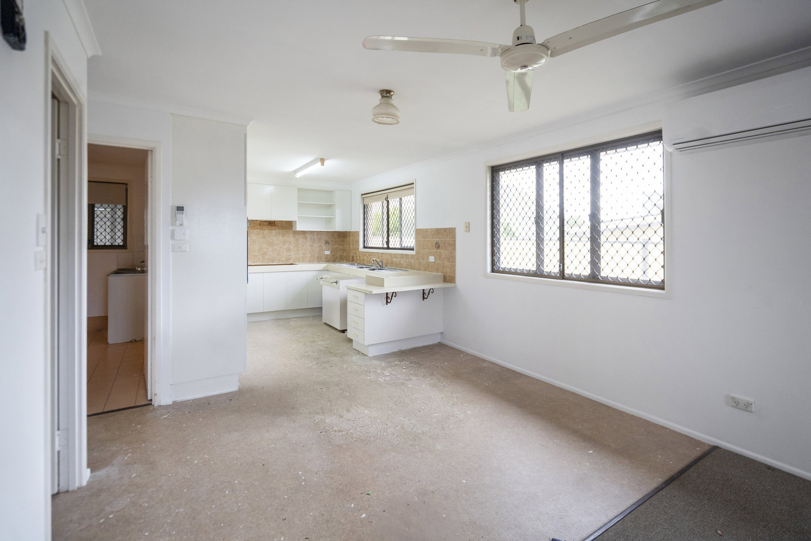 81 Boundary Street, Walkervale  QLD  4670