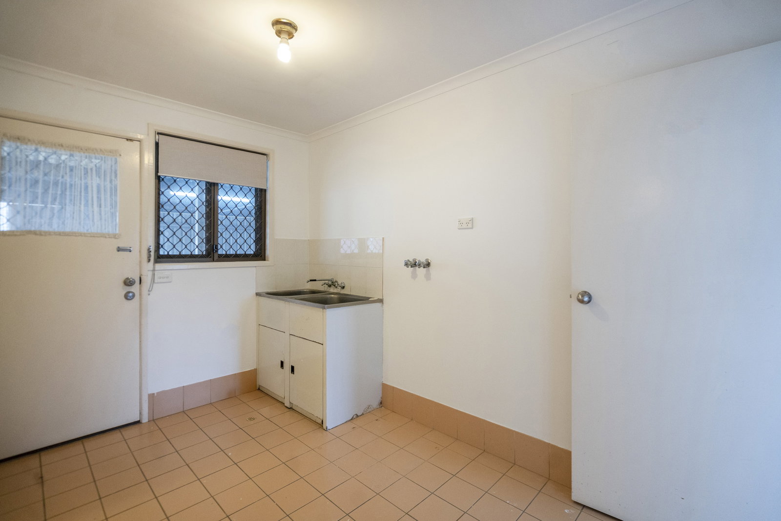81 Boundary Street, Walkervale  QLD  4670