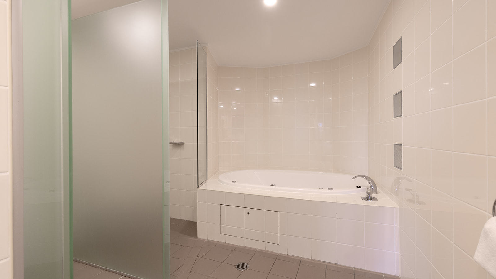 111/9 Beaches Village Circuit, Agnes Water  QLD  4677