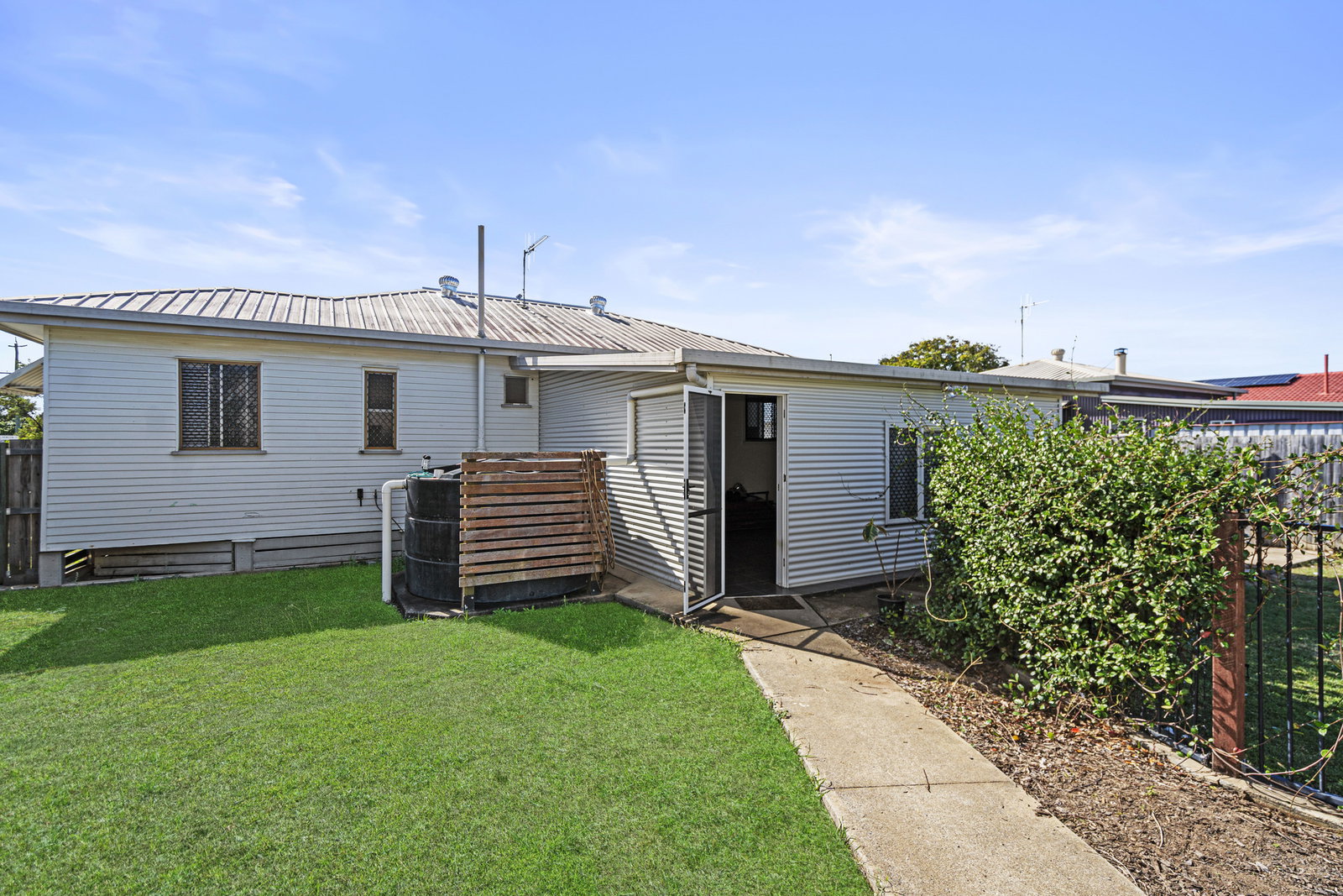 63 Svensson Street, Svensson Heights  QLD  4670
