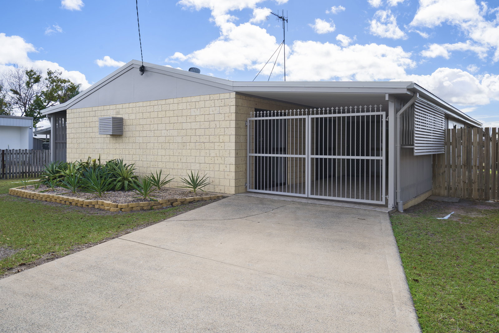 14 Dittman Road, Avoca  QLD  4670