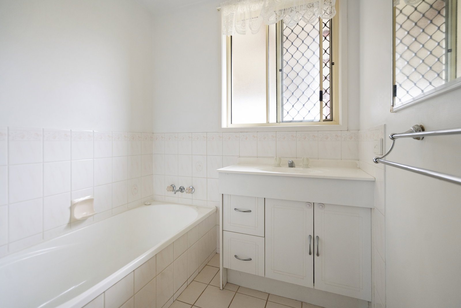 12 Yarabah Court, Bundaberg East  QLD  4670