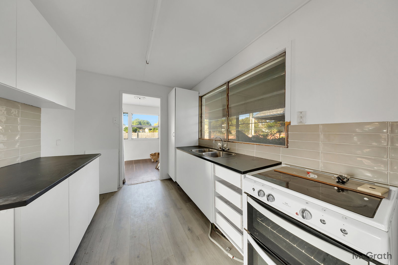 63 Wood Street, Barney Point  QLD  4680