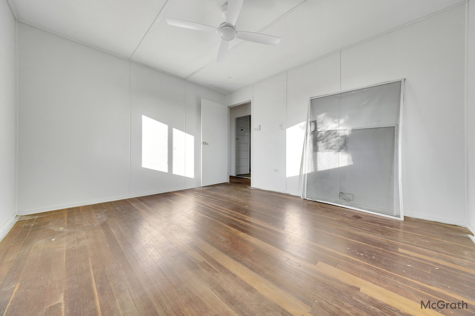 63 Wood Street, Barney Point  QLD  4680