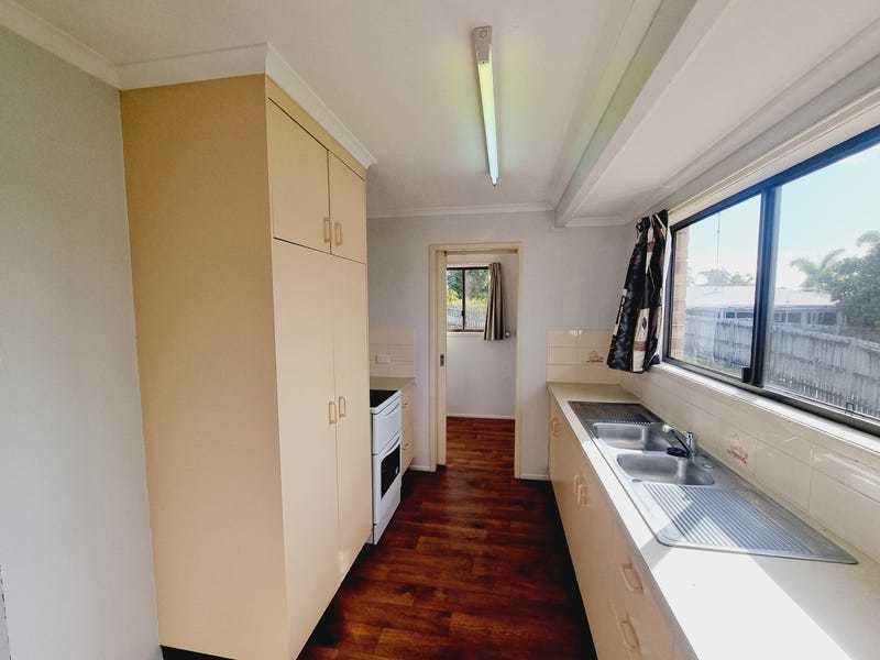 2 Valiant Court, Clinton  QLD  4680