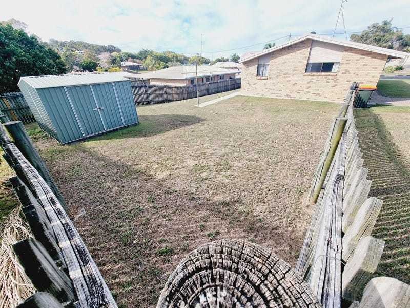 2 Valiant Court, Clinton  QLD  4680