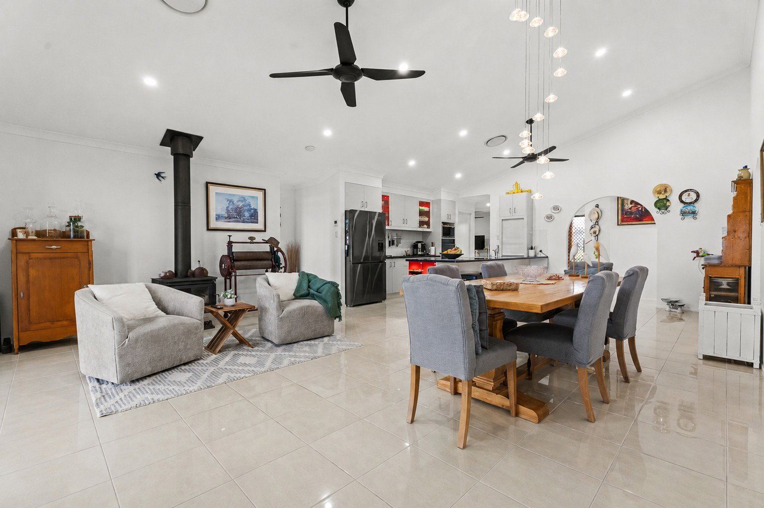 9-11 Jensen Avenue, Maaroom  QLD  4650