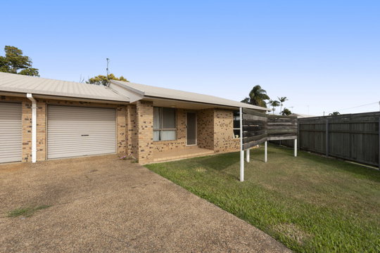 2/21 Kinghorn Street, Kalkie  QLD  4670