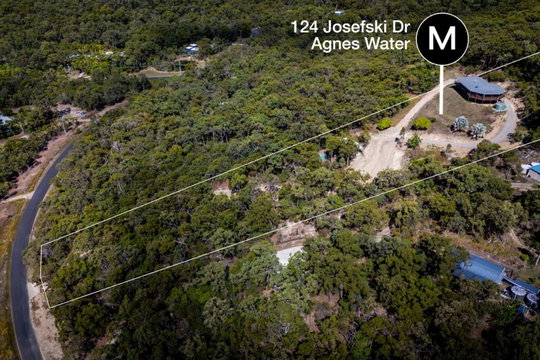 124 Josefski Road, Agnes Water  QLD  4677