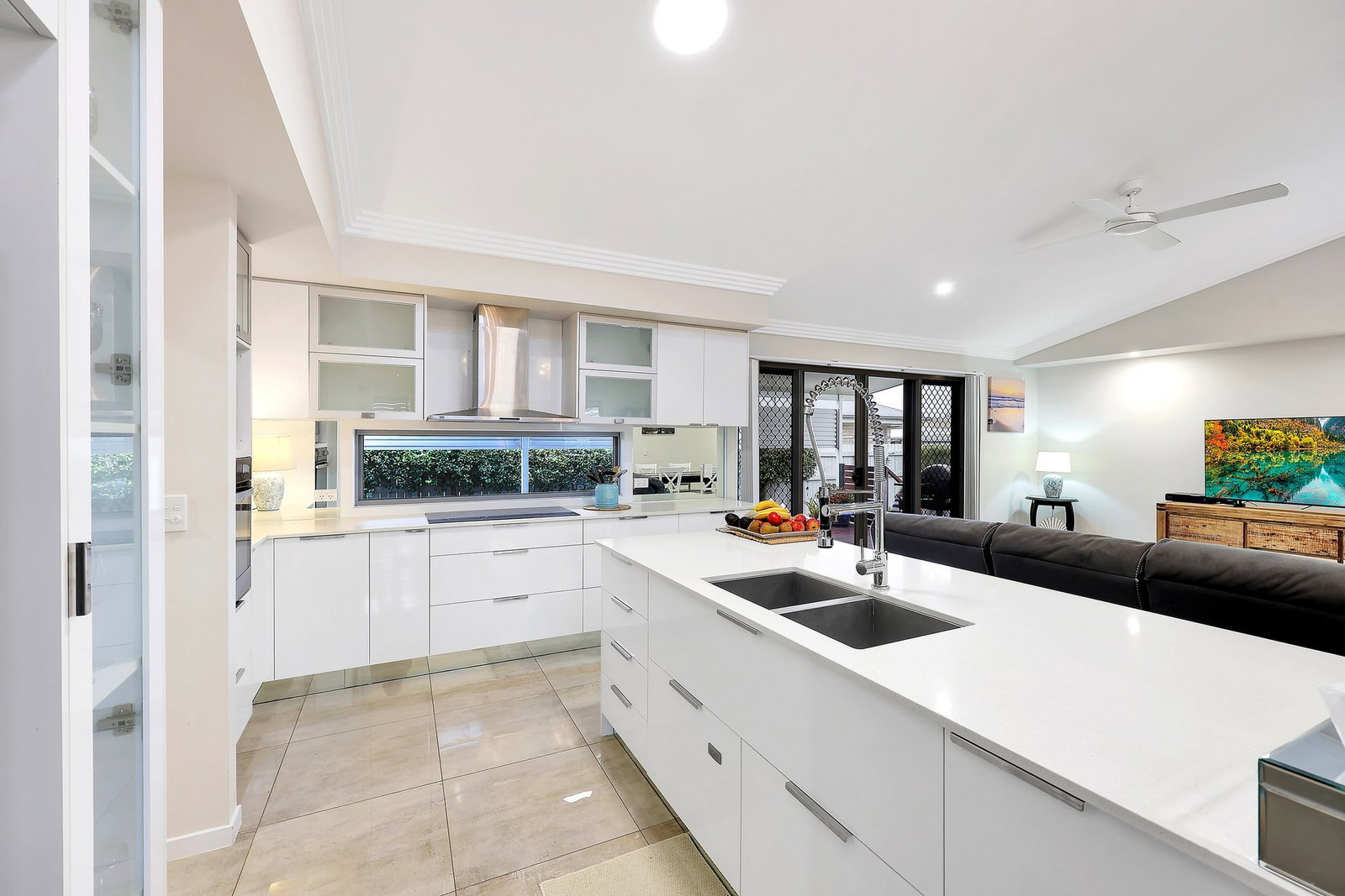 12 Sorrento Drive, Bargara  QLD  4670