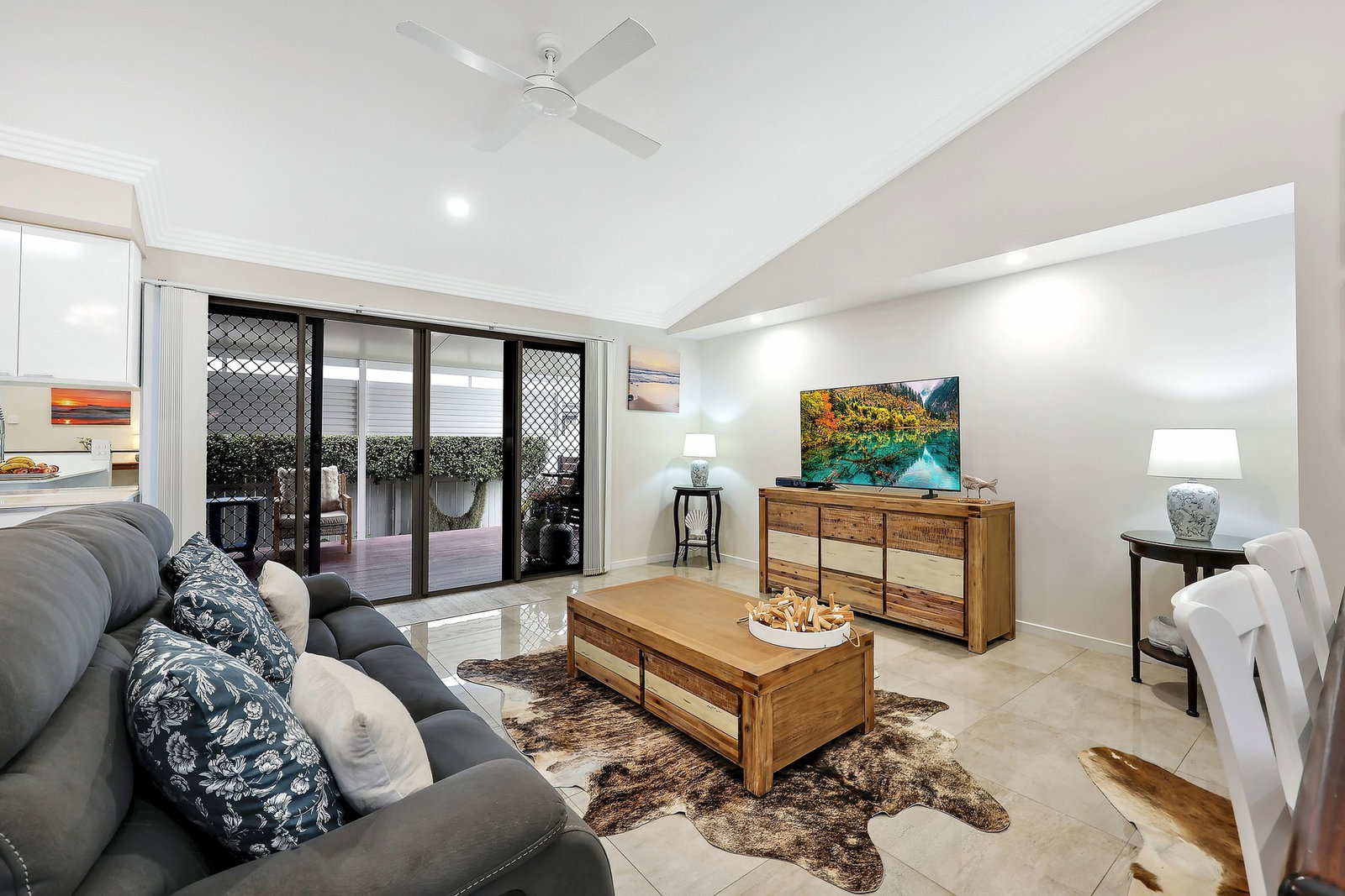 12 Sorrento Drive, Bargara  QLD  4670