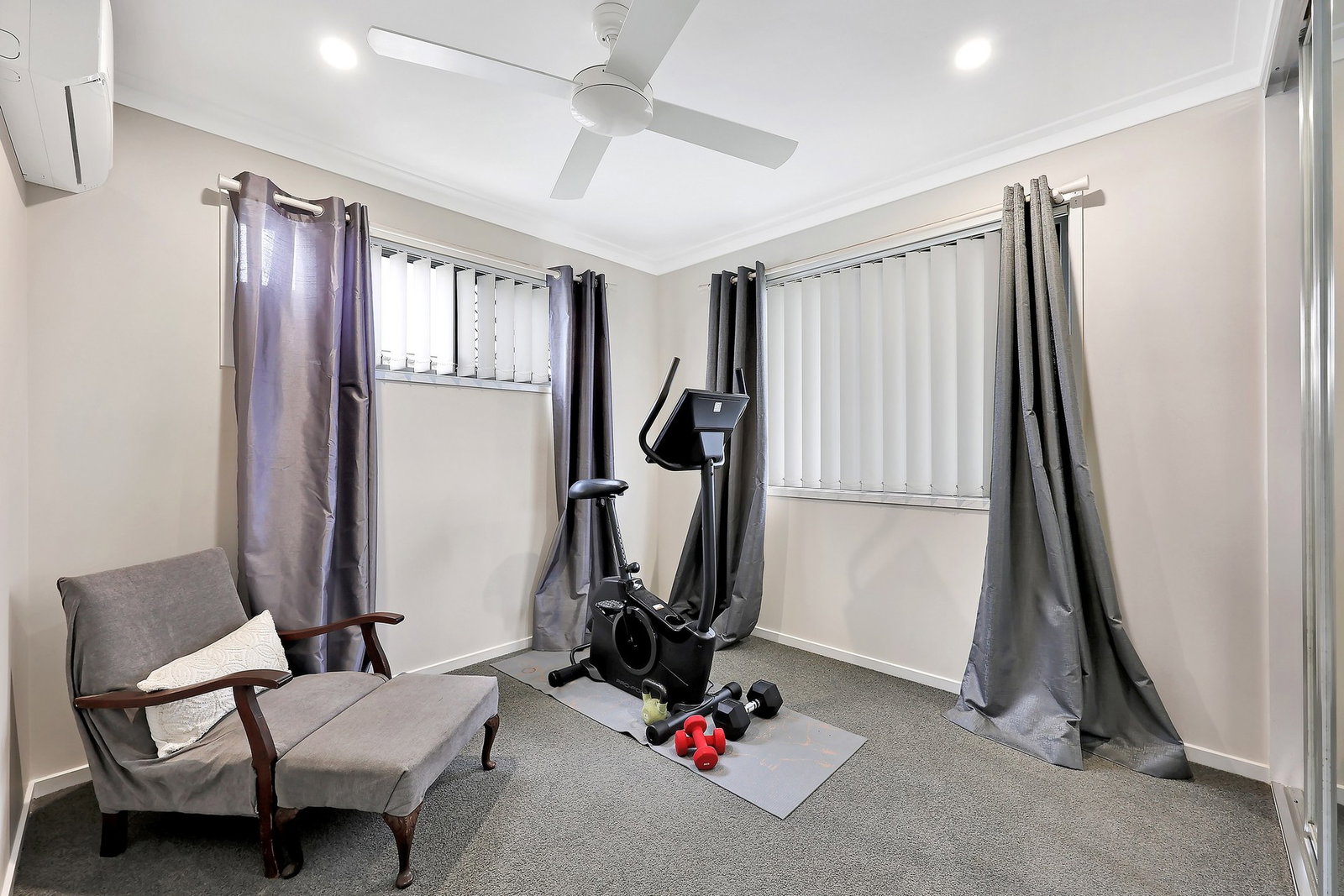 12 Sorrento Drive, Bargara  QLD  4670