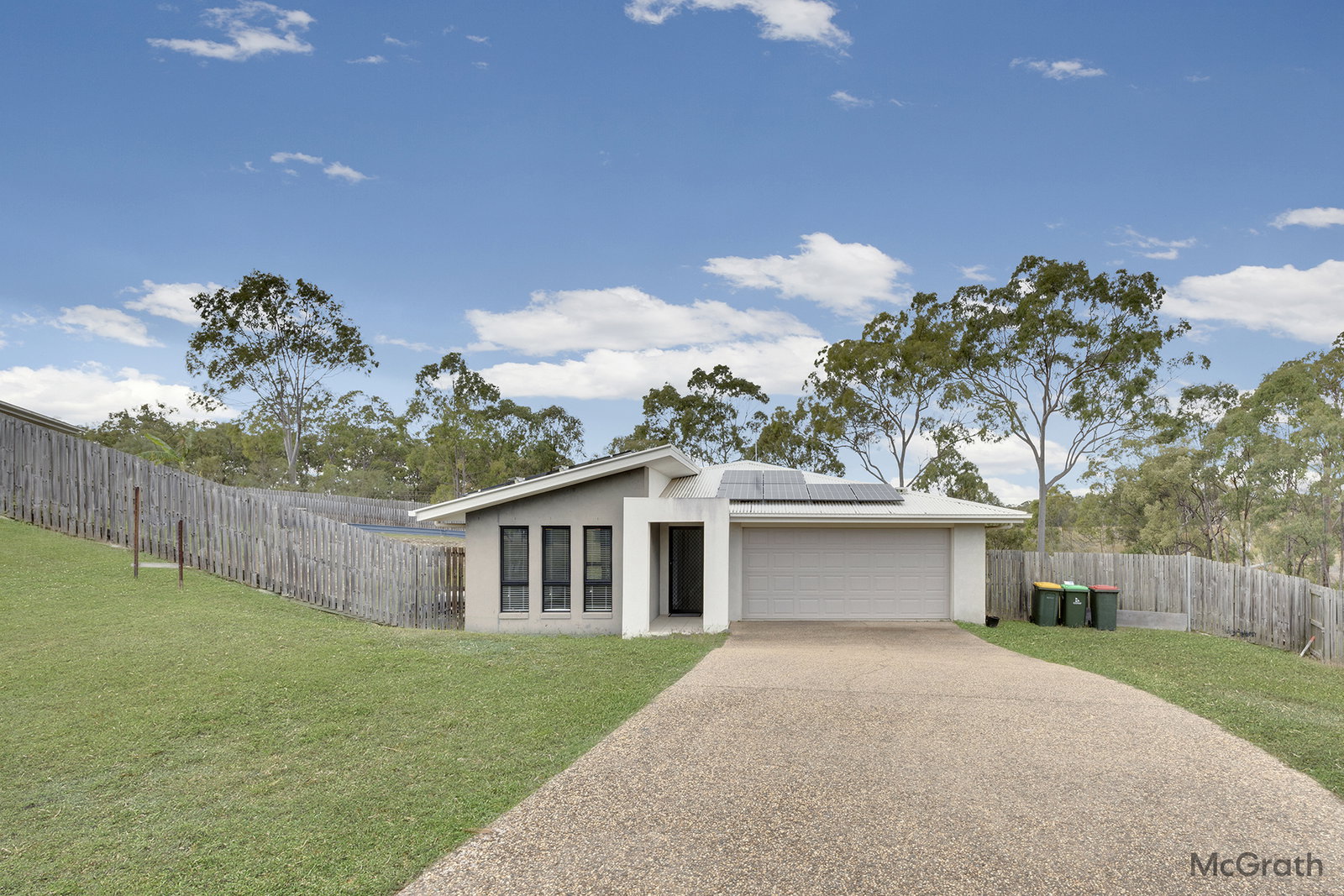 18 Giles Street, Glen Eden  QLD  4680