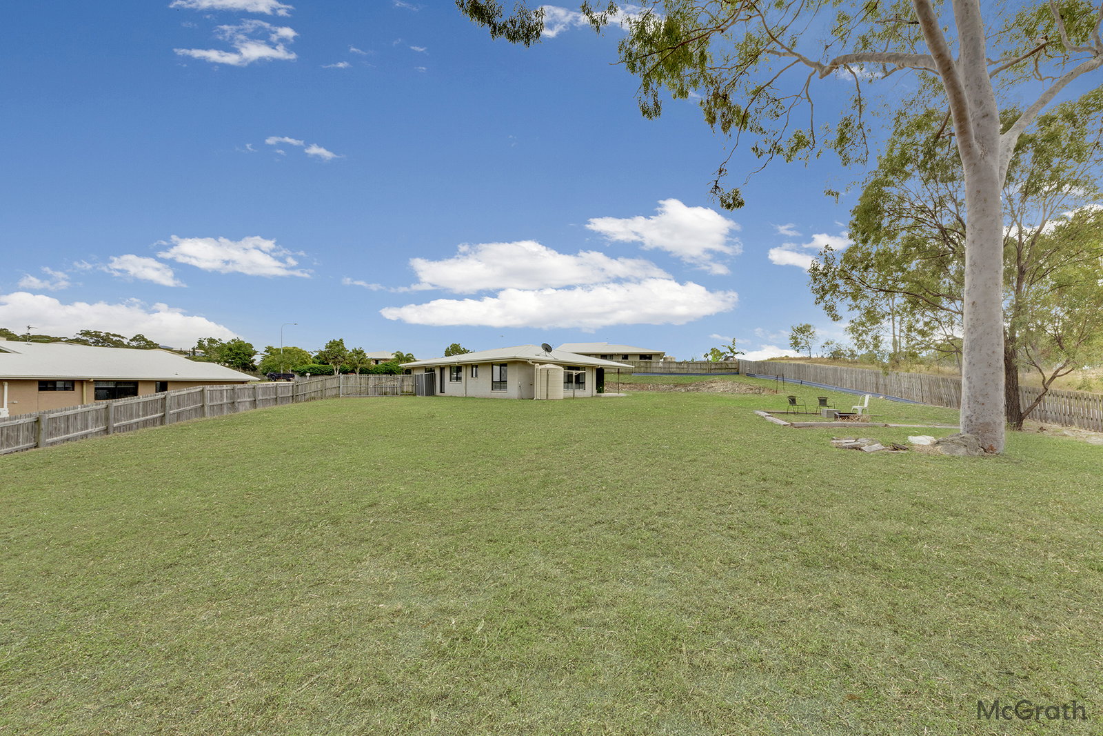 18 Giles Street, Glen Eden  QLD  4680