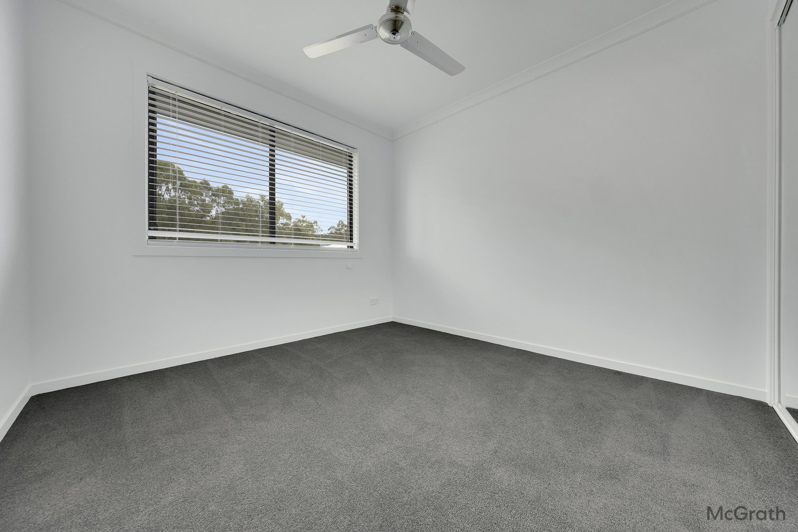 18 Giles Street, Glen Eden  QLD  4680