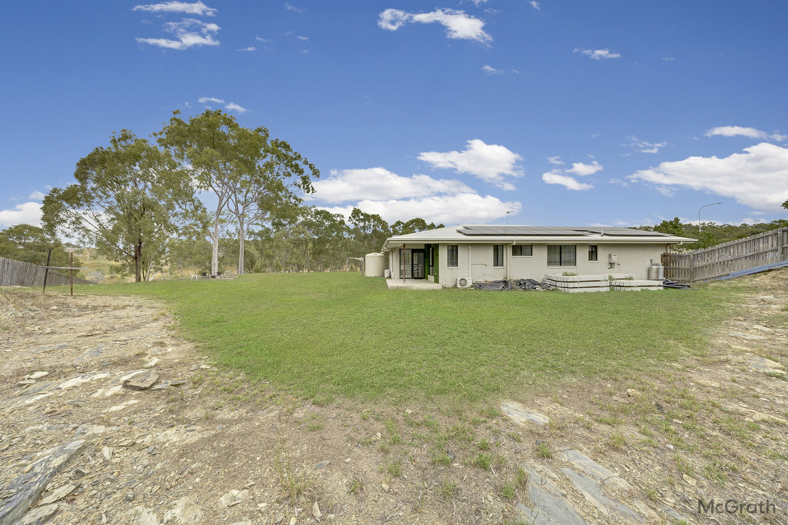 18 Giles Street, Glen Eden  QLD  4680