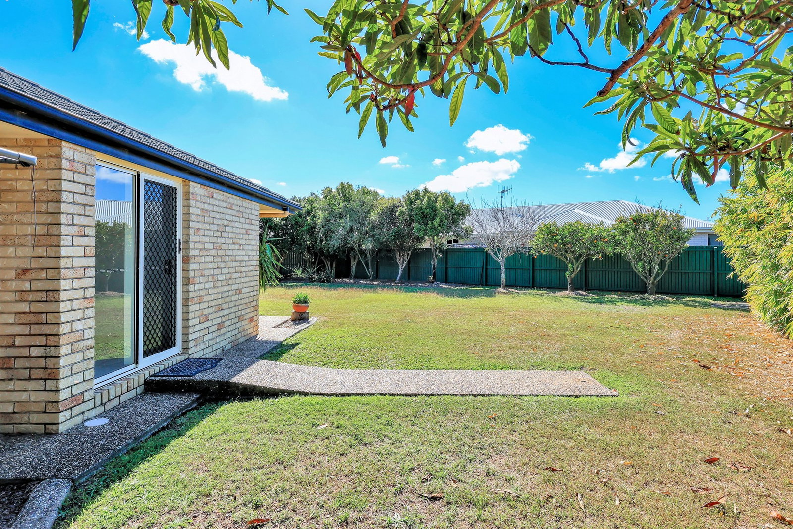 12 Palais Court, Avenell Heights  QLD  4670