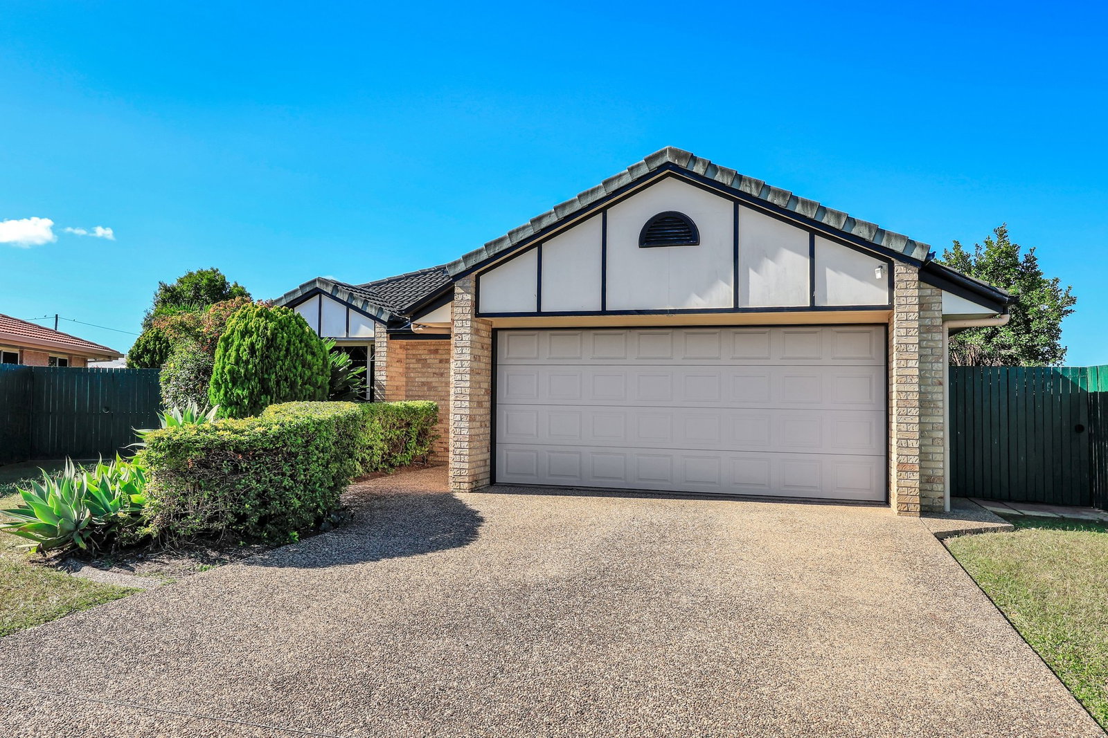 12 Palais Court, Avenell Heights  QLD  4670