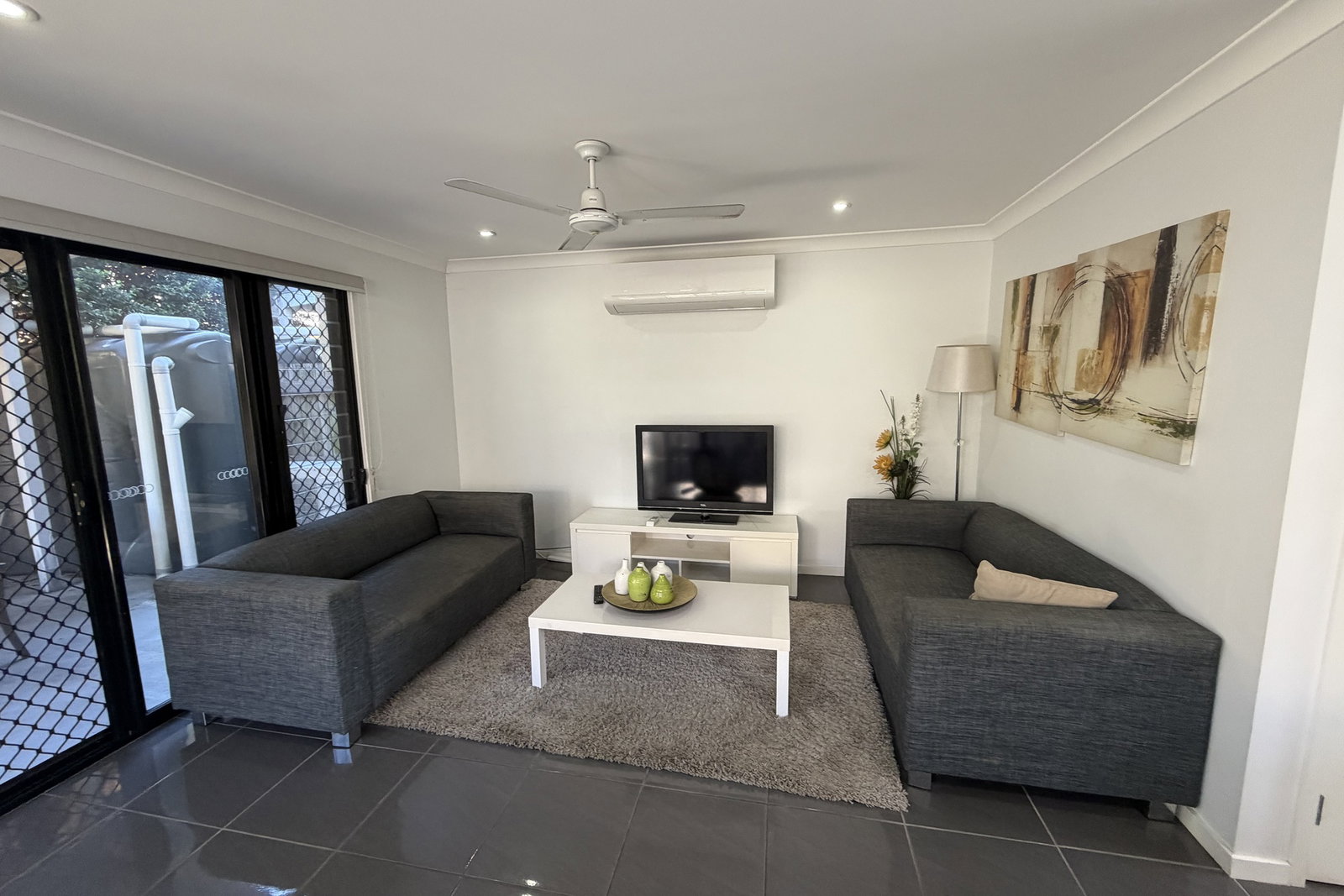2/1 Agnes Street, South Gladstone  QLD  4680