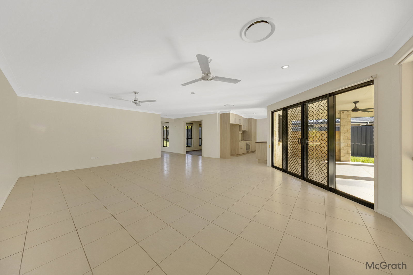 7 Woodland Court, Kirkwood  QLD  4680