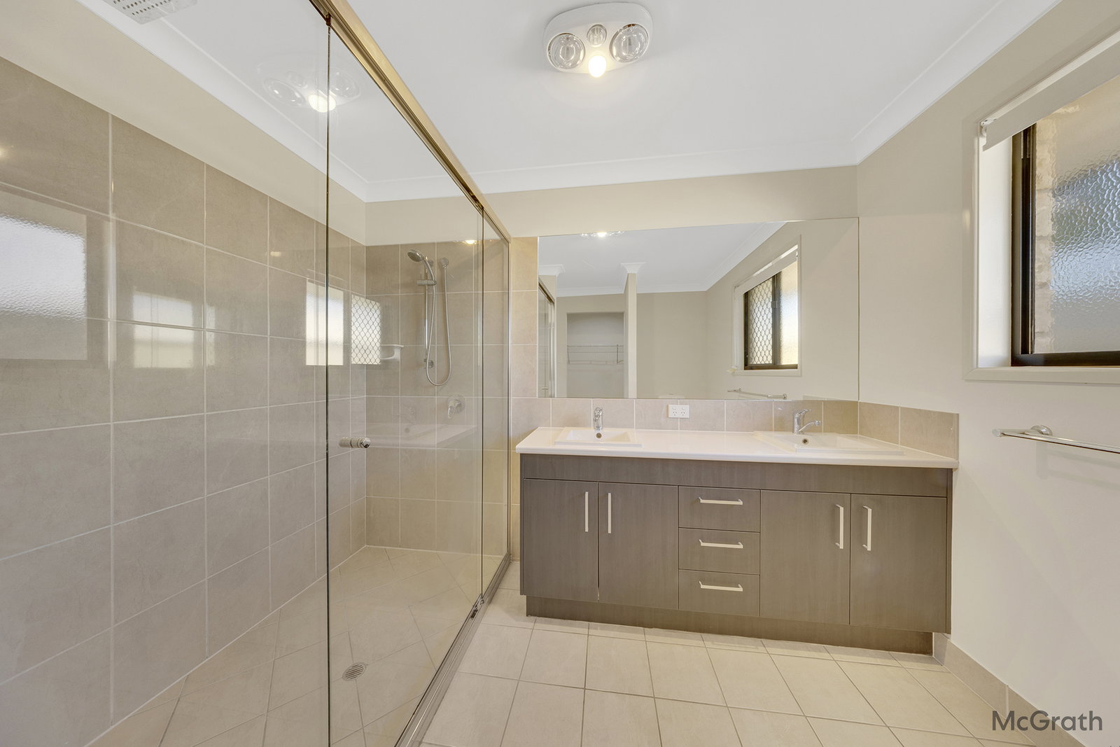 7 Woodland Court, Kirkwood  QLD  4680