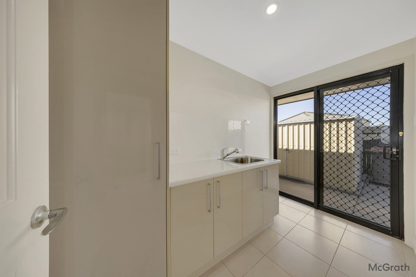 7 Woodland Court, Kirkwood  QLD  4680