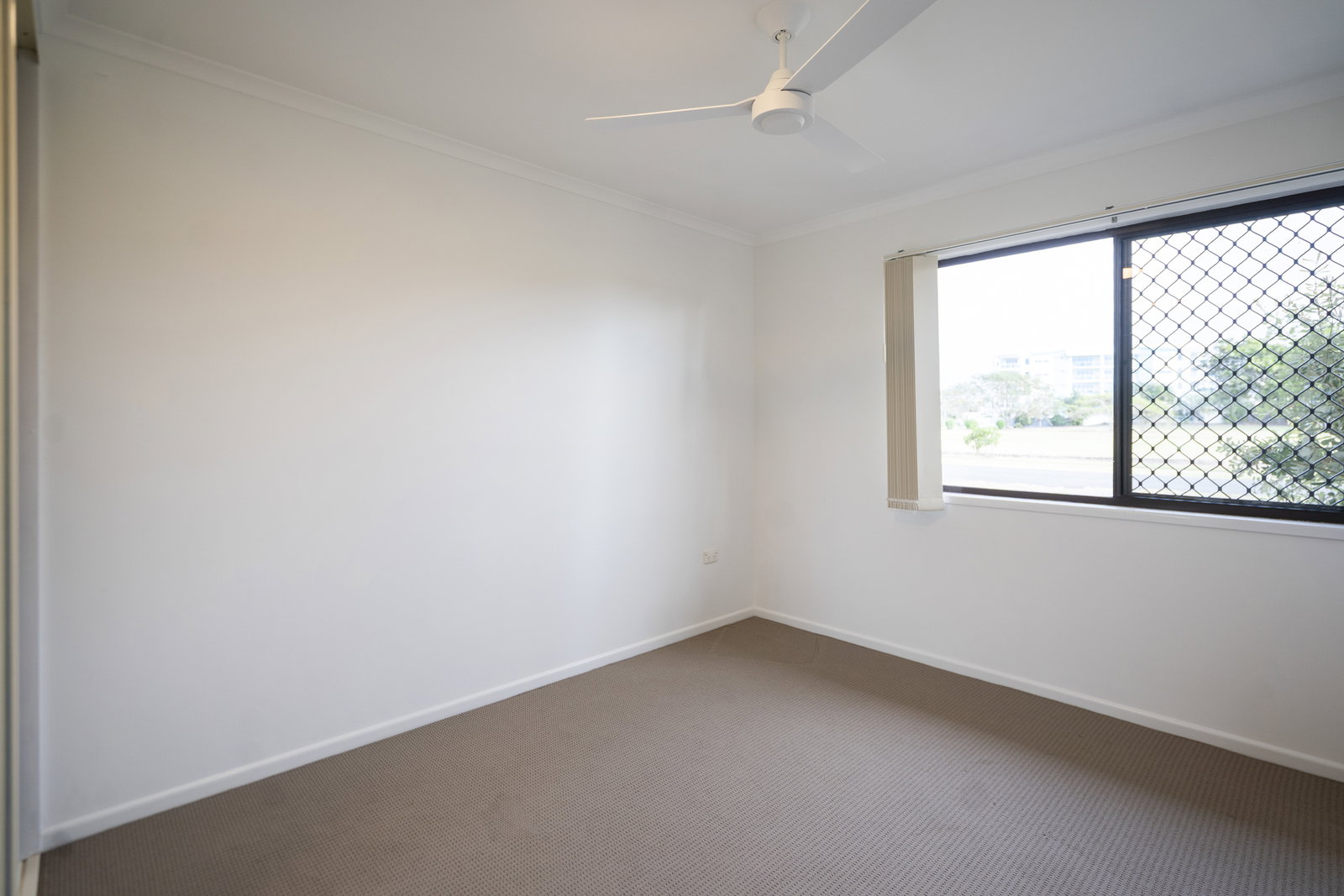 27 Mccavanagh Street, Bargara  QLD  4670