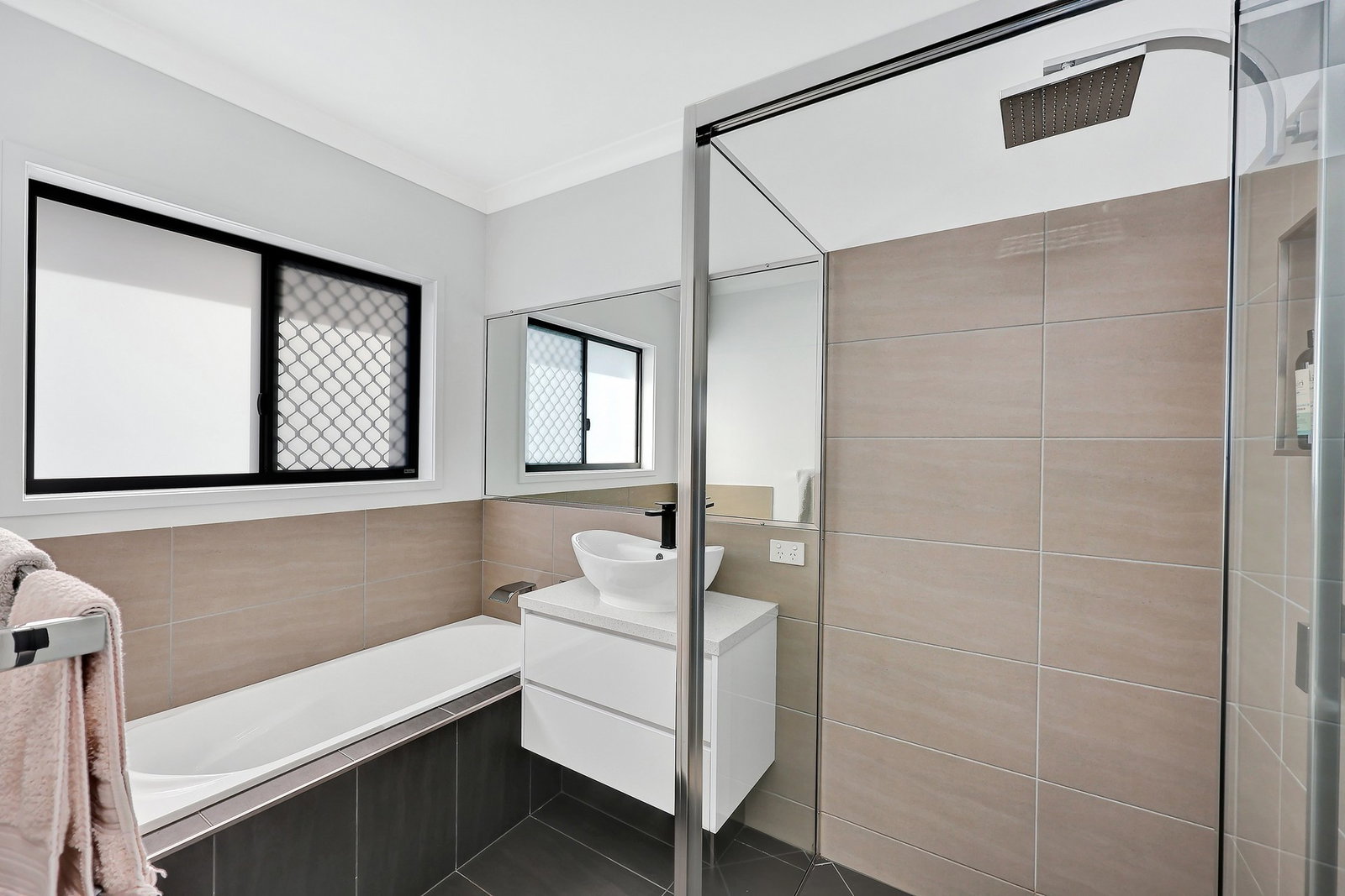 26 Watchbell Street, Innes Park  QLD  4670