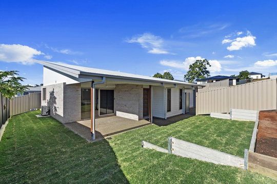 2/6 Tristans Way, Tinana  QLD  4650