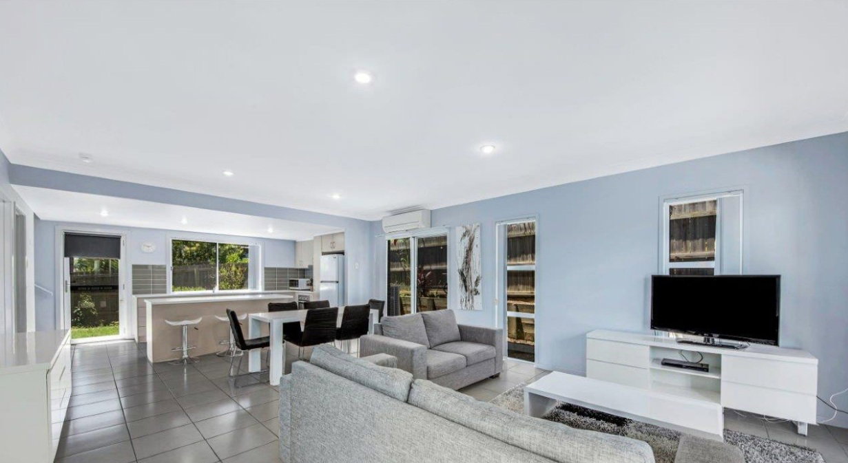 2/36 Scenery Street, West Gladstone  QLD  4680