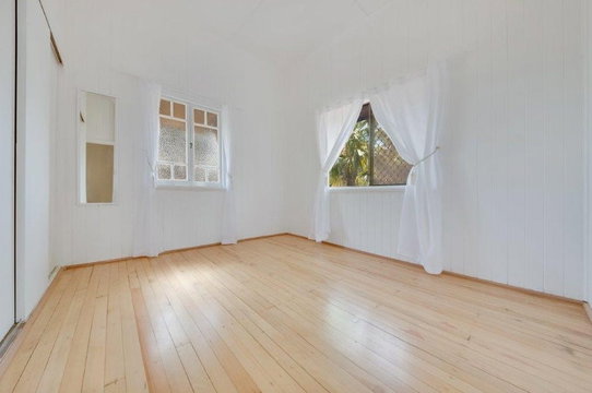 13 Oaka Lane, Gladstone Central  QLD  4680
