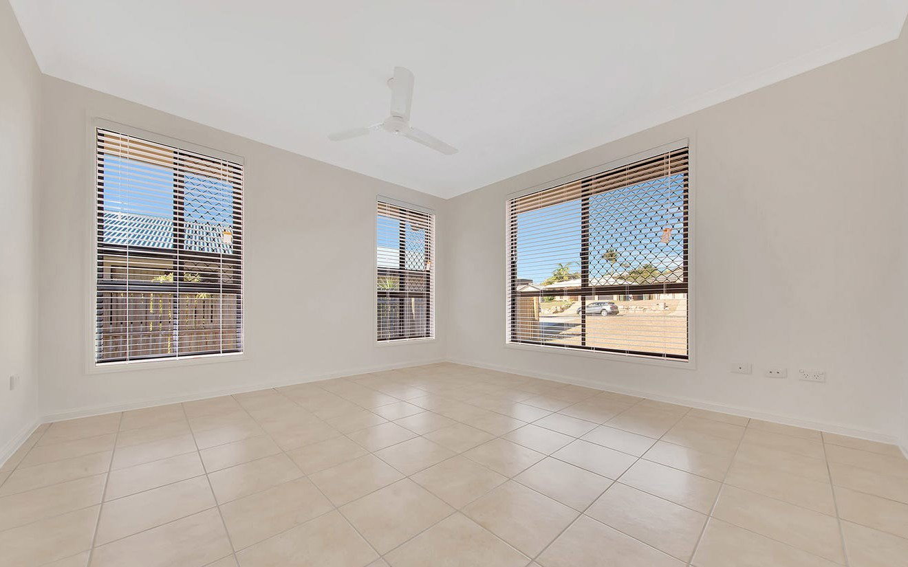 66 Col Brown Avenue, Clinton  QLD  4680