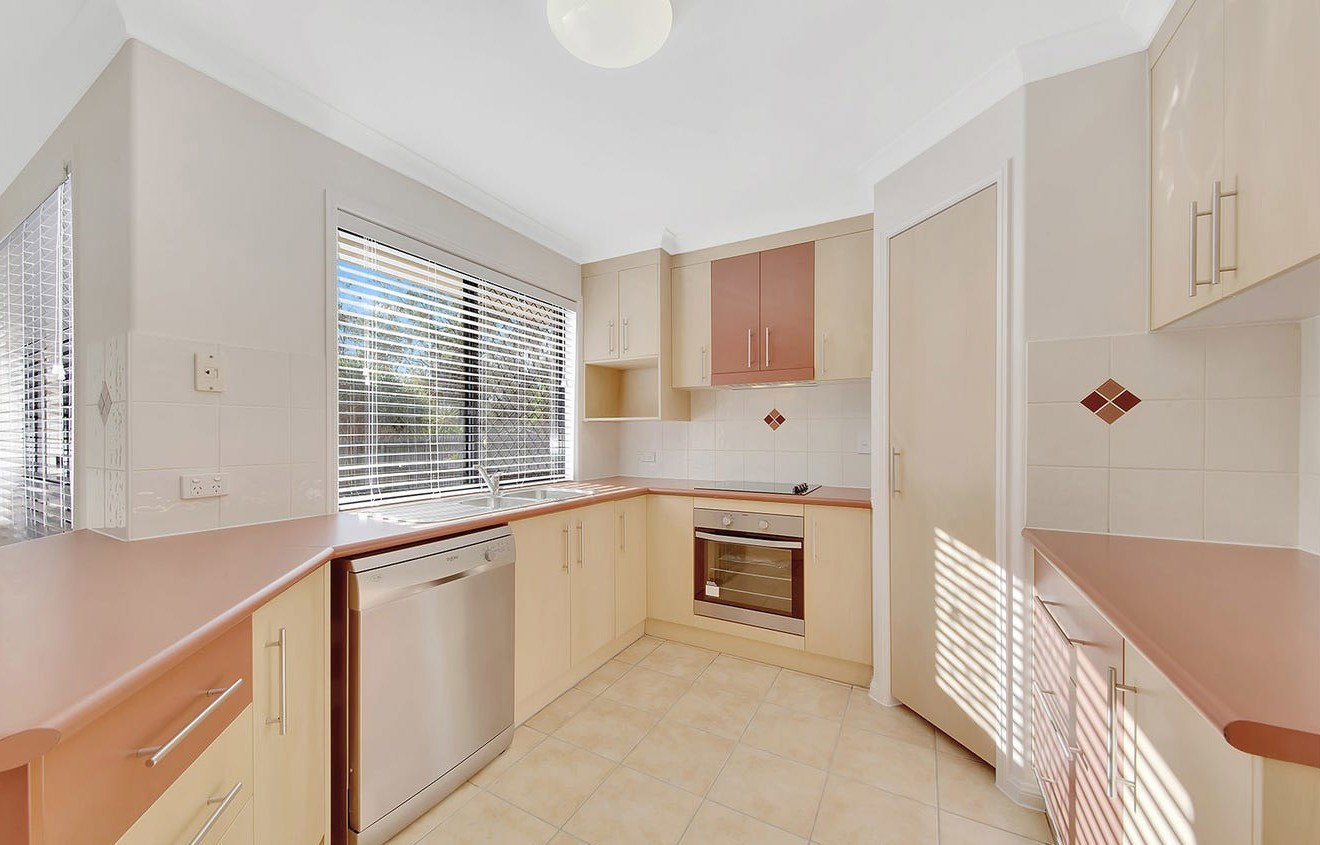 66 Col Brown Avenue, Clinton  QLD  4680