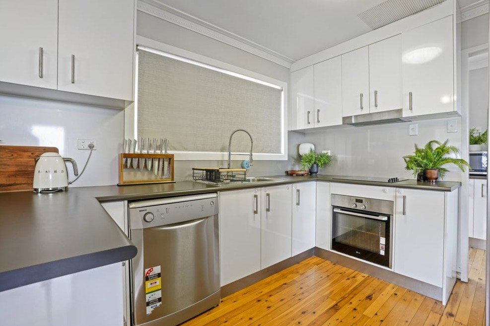 29 Wilson Street, New Auckland  QLD  4680