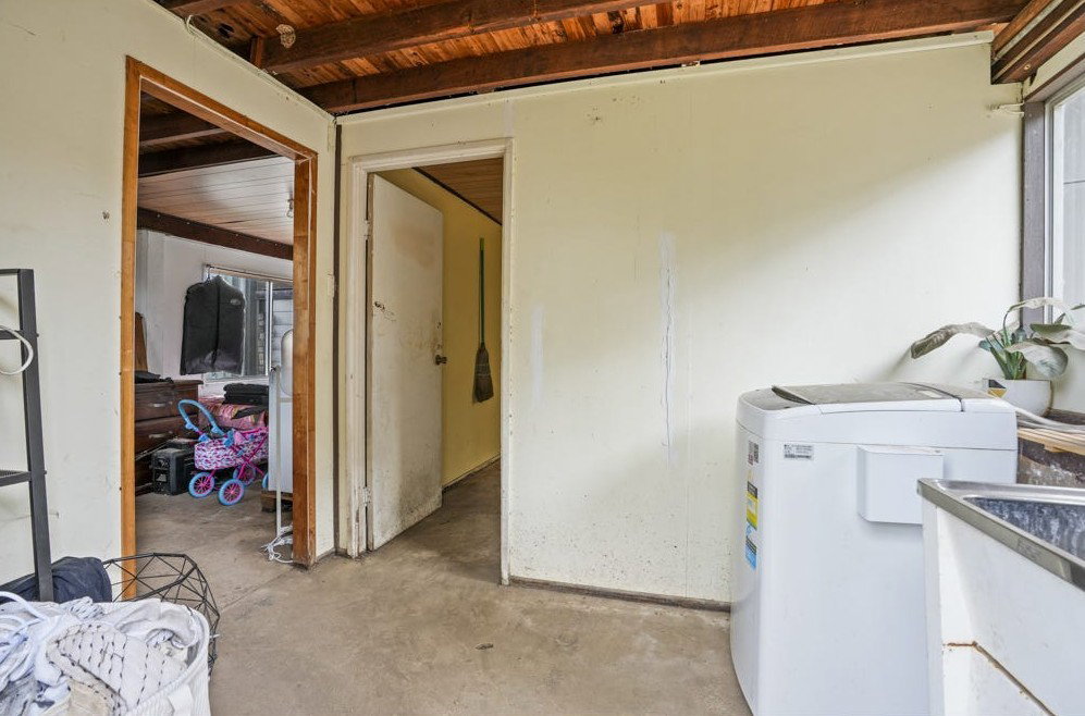 29 Wilson Street, New Auckland  QLD  4680