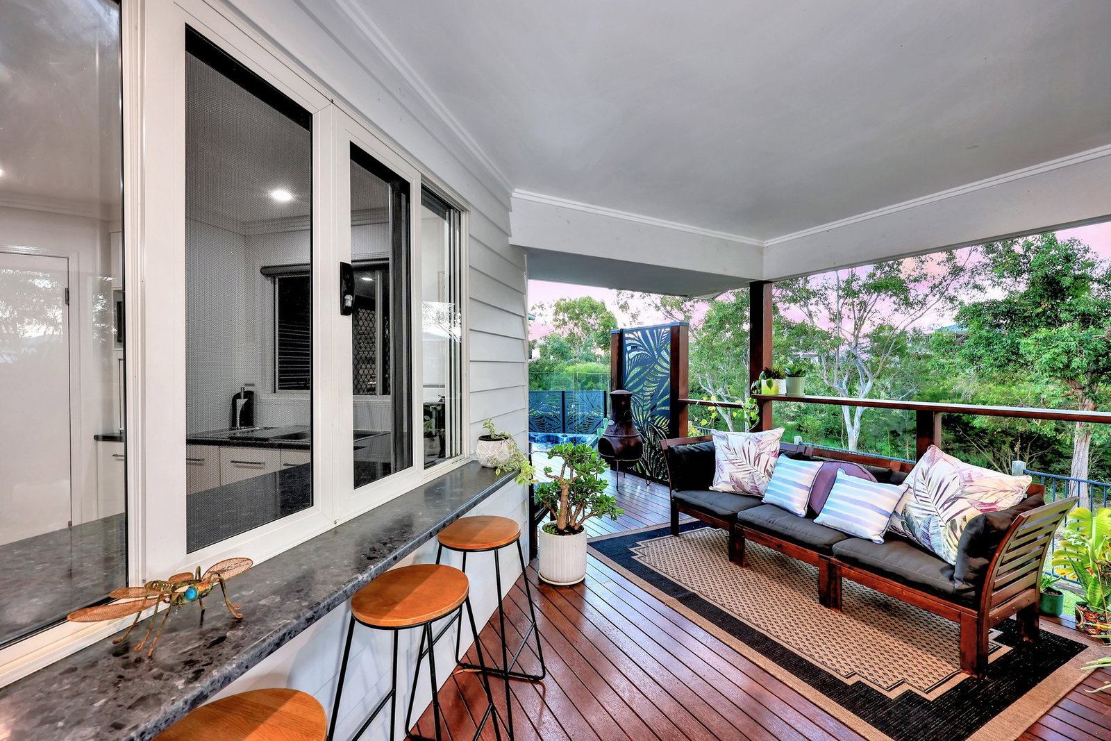 10 Sweetwater Court, Ashfield  QLD  4670