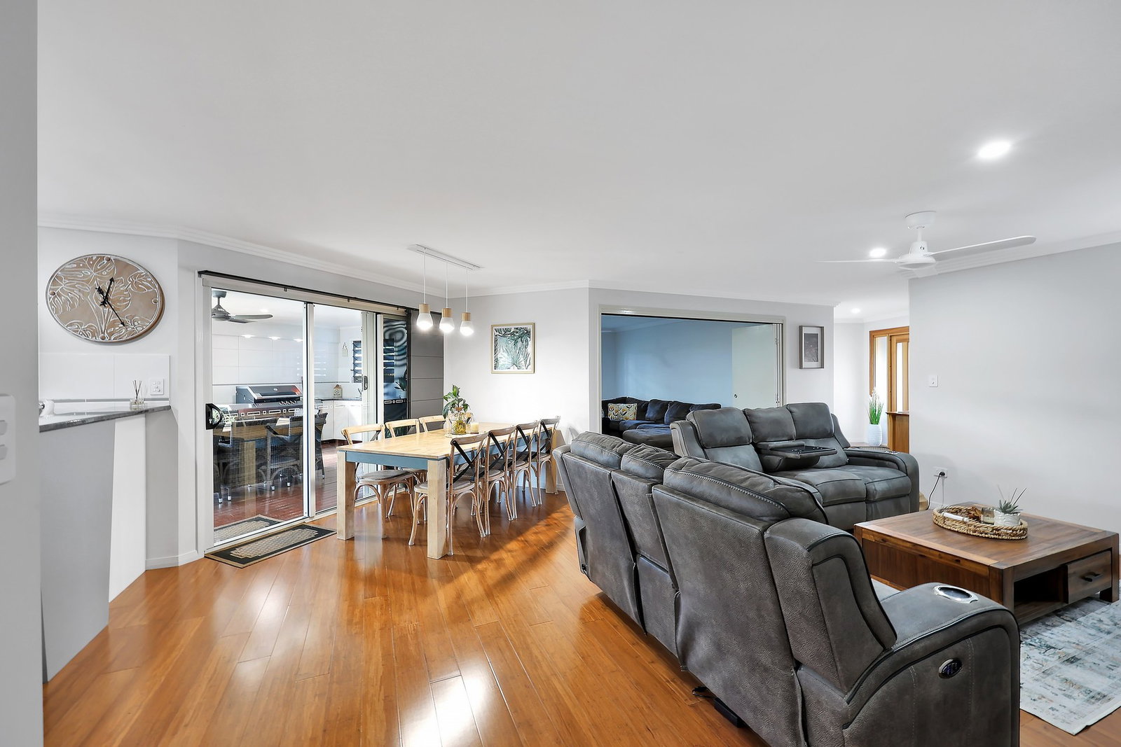 10 Sweetwater Court, Ashfield  QLD  4670