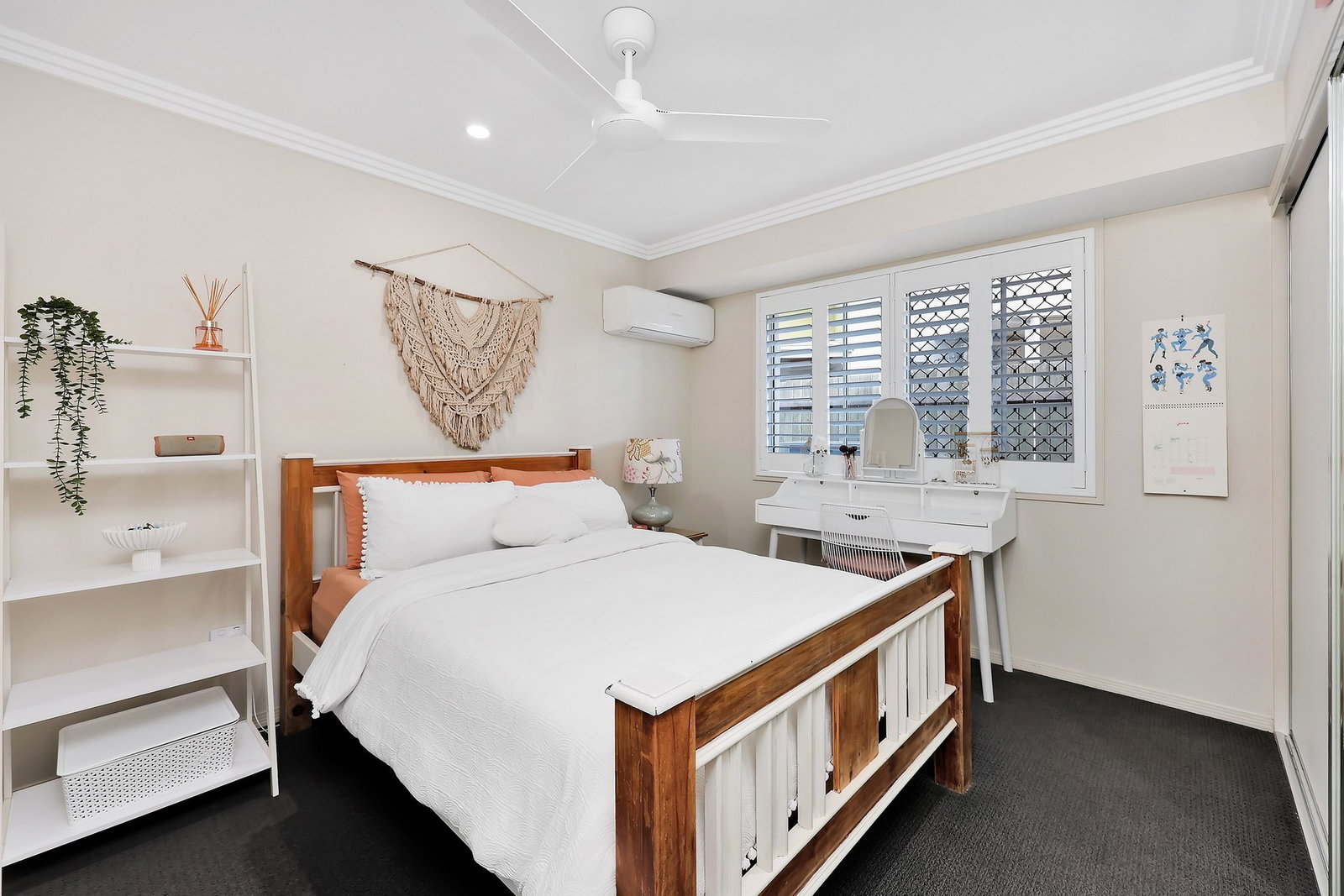 10 Sweetwater Court, Ashfield  QLD  4670