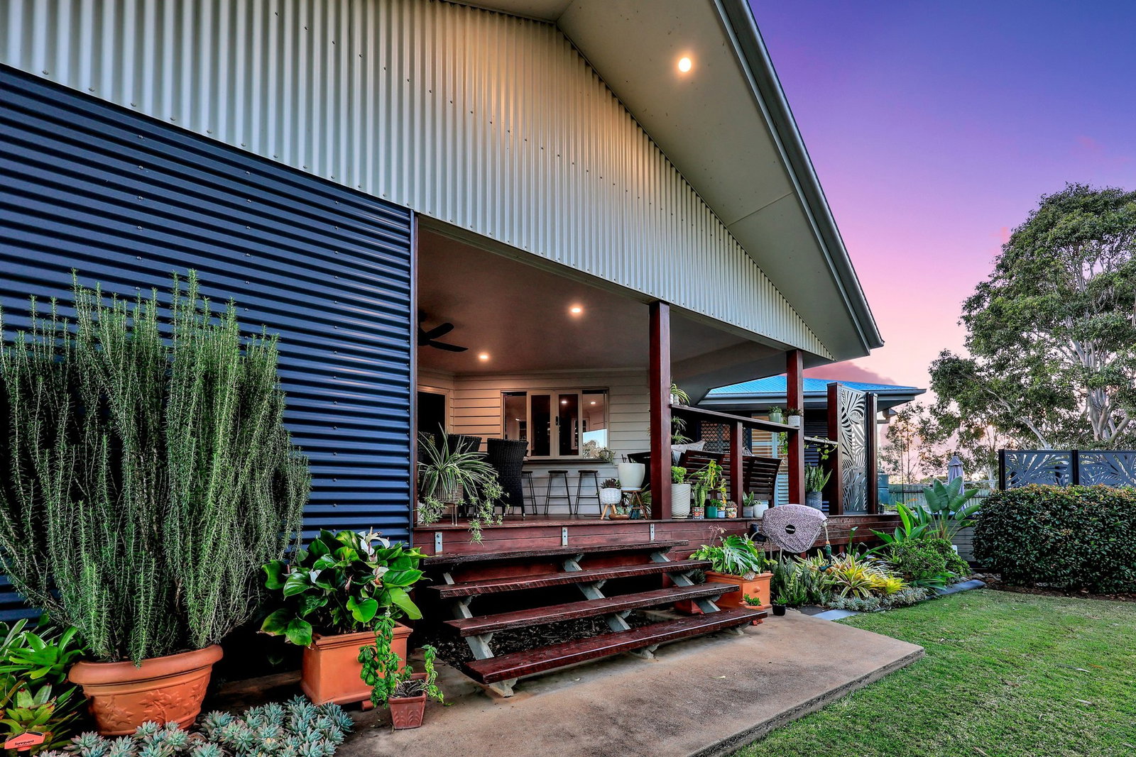 10 Sweetwater Court, Ashfield  QLD  4670