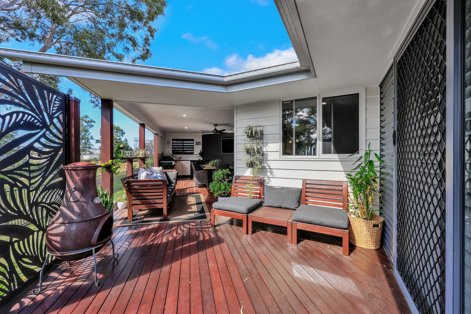10 Sweetwater Court, Ashfield  QLD  4670