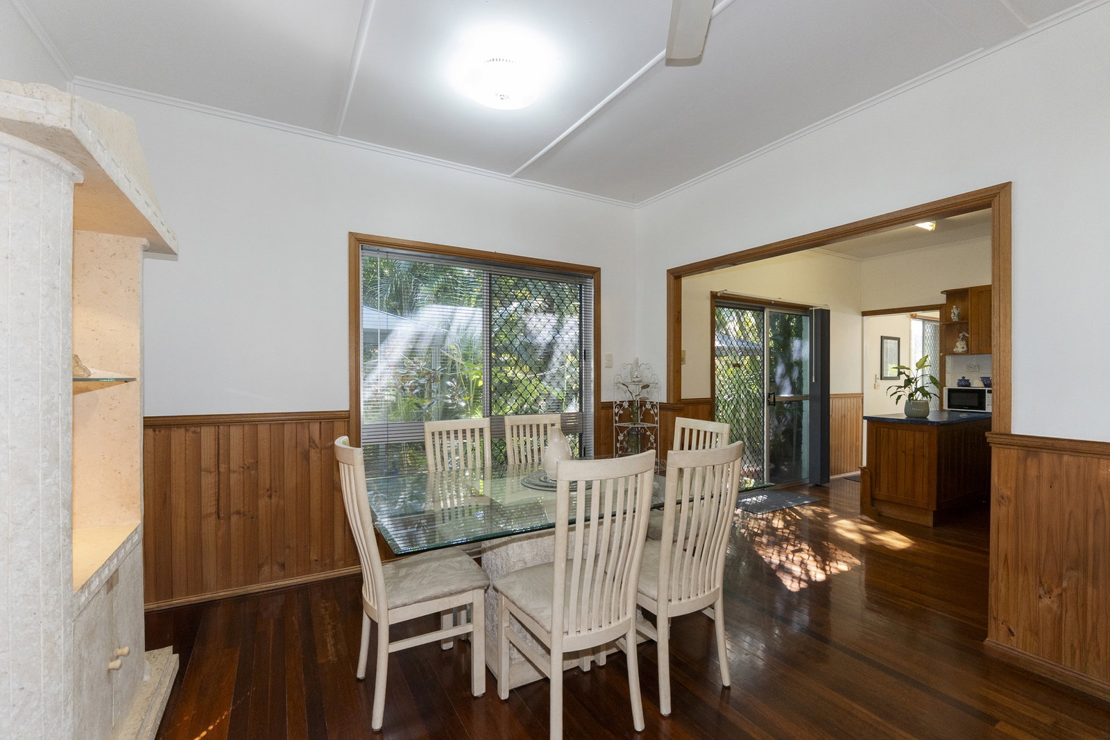 4 Martins Road, Gooburrum  QLD  4670