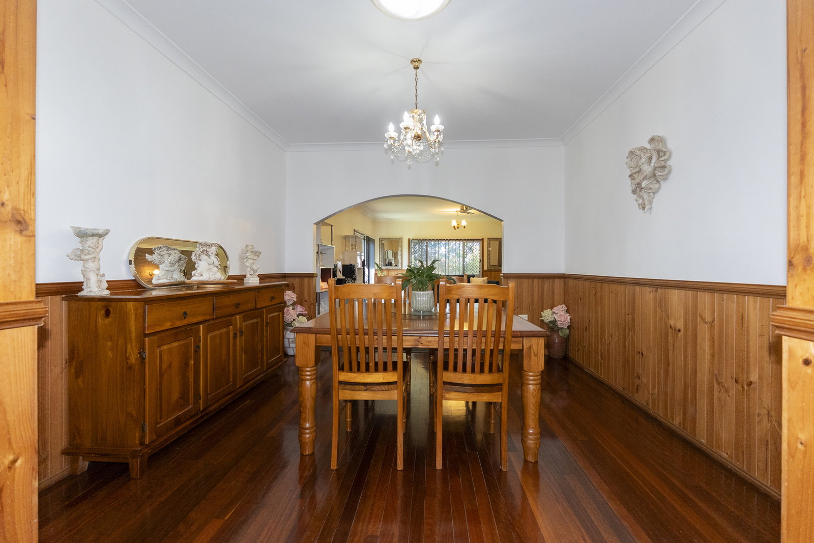 4 Martins Road, Gooburrum  QLD  4670