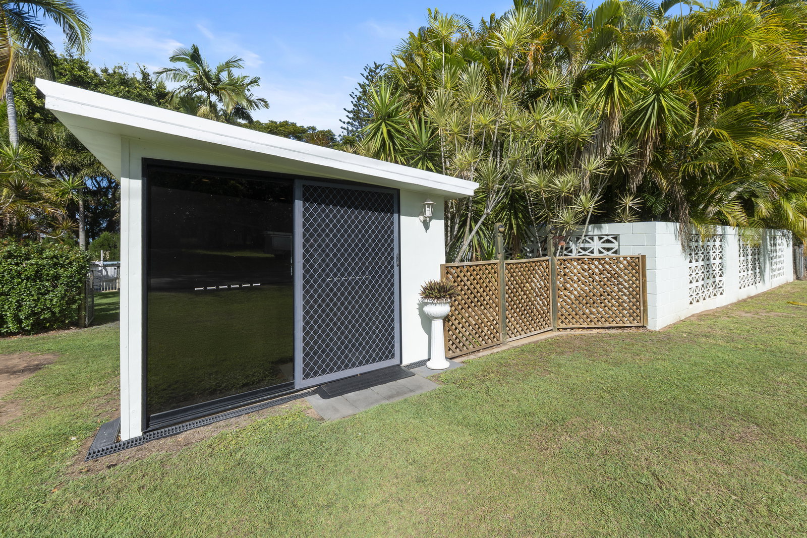 4 Martins Road, Gooburrum  QLD  4670