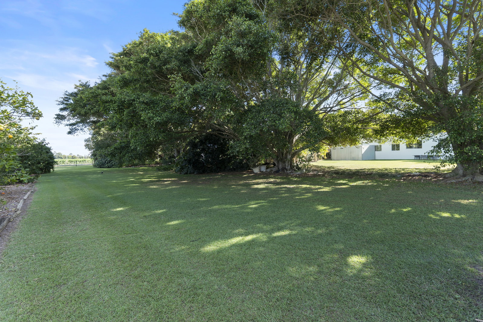 4 Martins Road, Gooburrum  QLD  4670