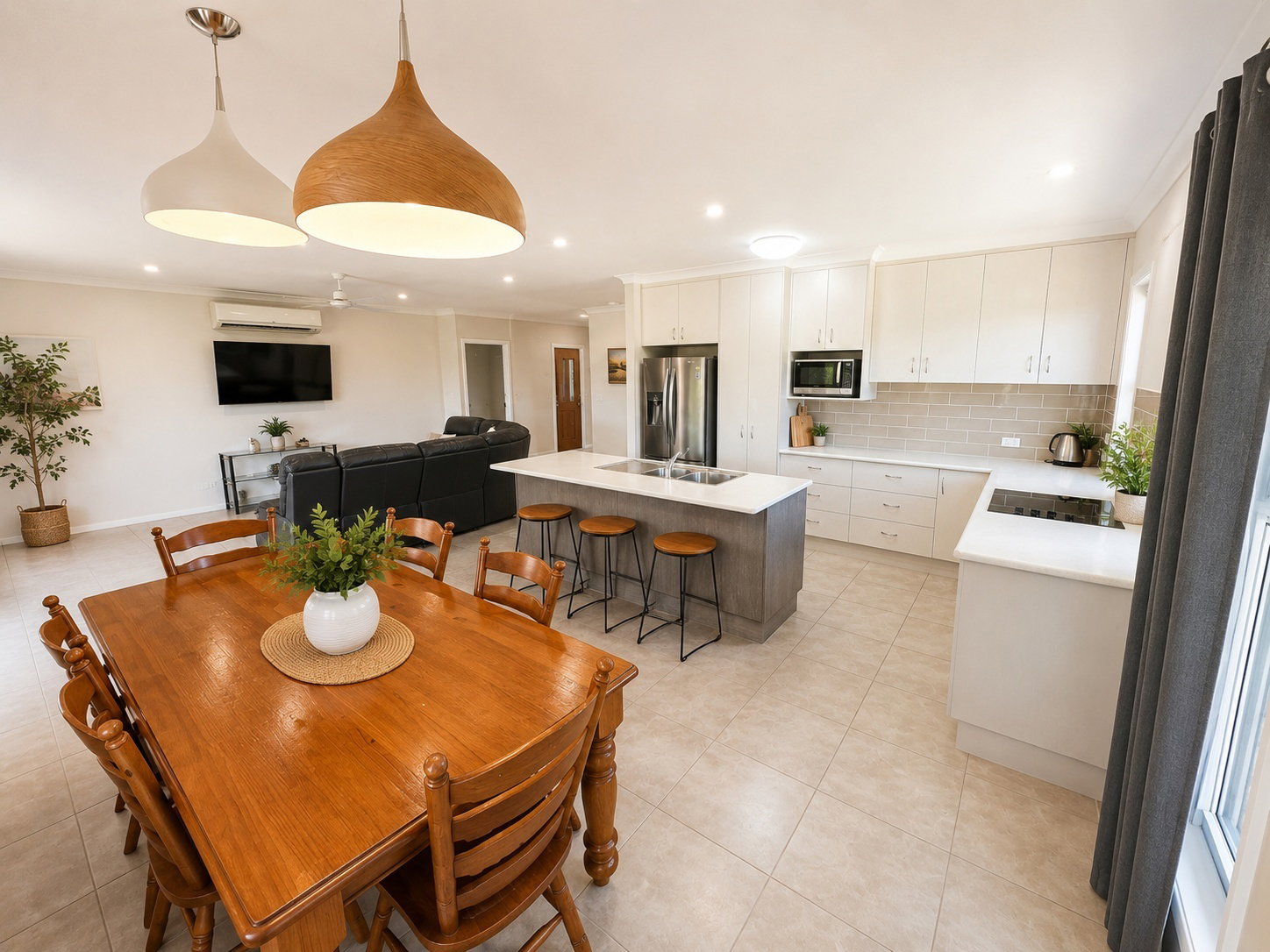 1 Atlantis Boulevard, Agnes Water  QLD  4677
