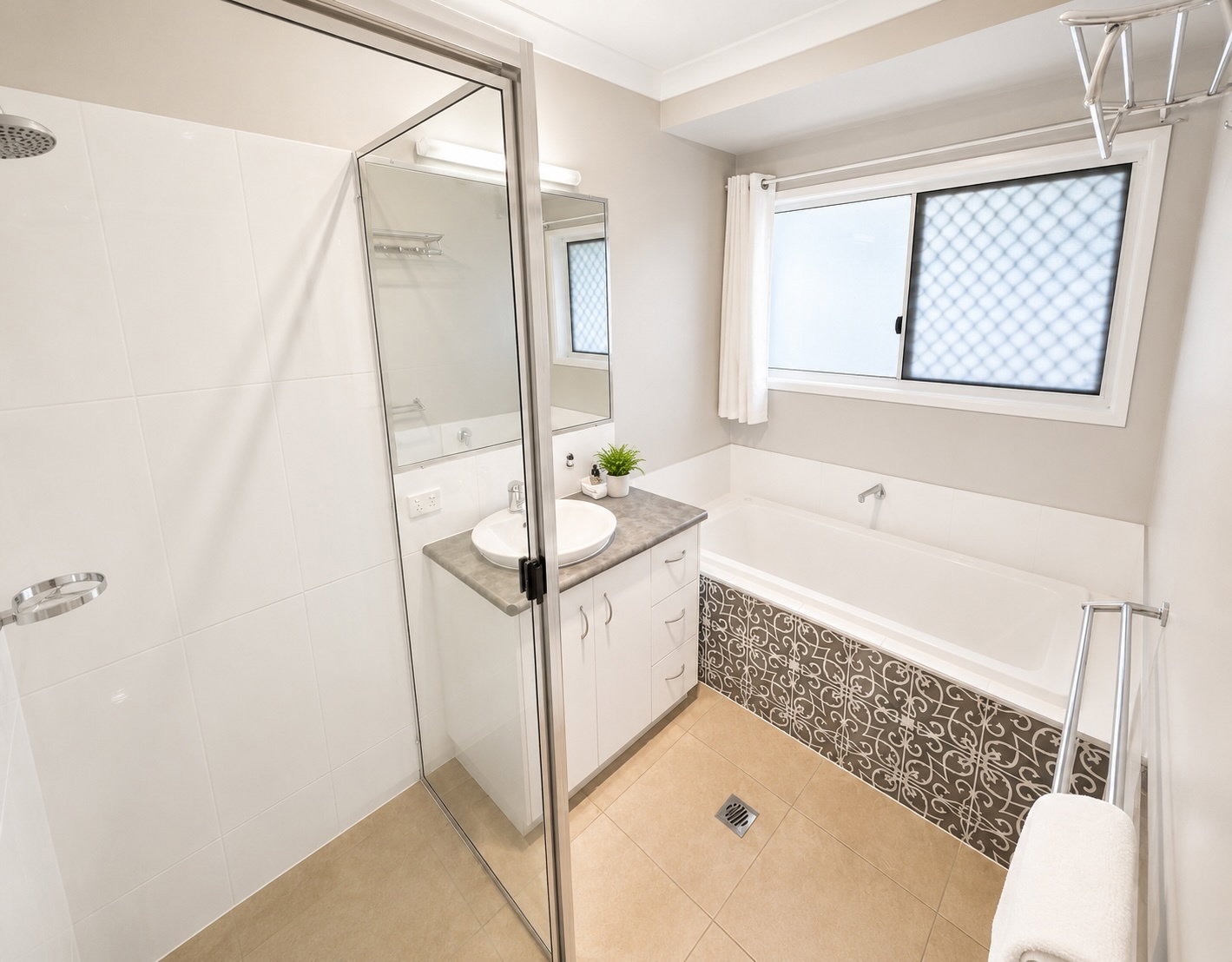 1 Atlantis Boulevard, Agnes Water  QLD  4677