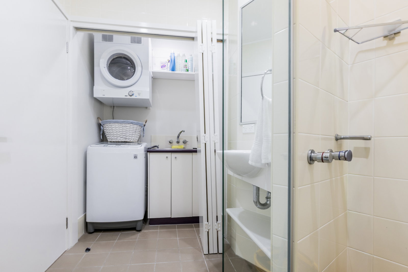 126/9-11 Beaches Village Circuit, Agnes Water  QLD  4677