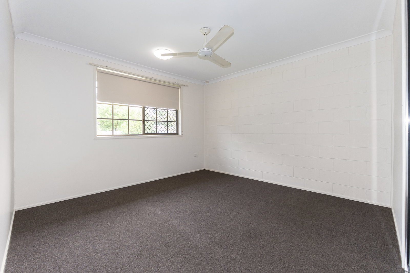 2/50 Holland Street, Bargara  QLD  4670